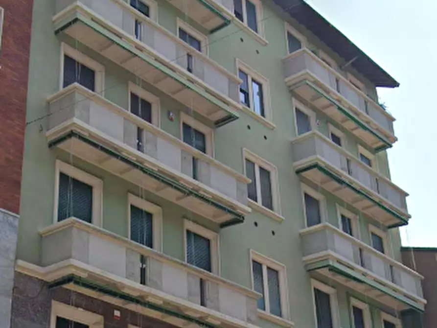 Immagine 9 di Appartamento in vendita  in Via Mosè Bianchi  a Milano