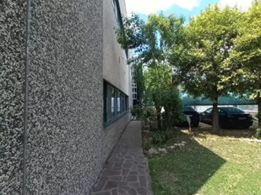 Immagine 18 di Capannone industriale in vendita  in Via Cagliari a Trezzano Rosa