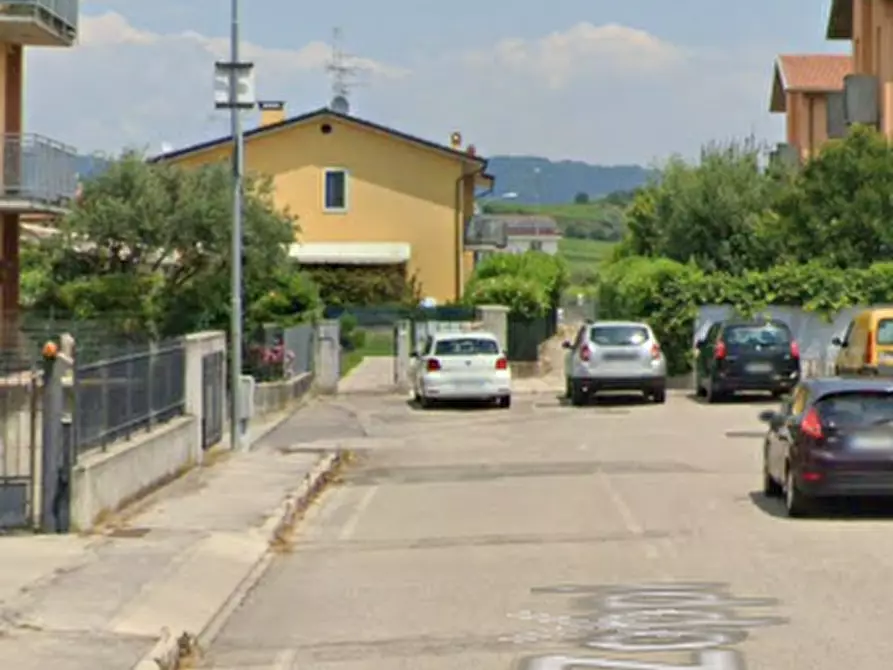 Immagine 14 di Appartamento in vendita  in Via Renato Zoppi  a Monteforte D'alpone