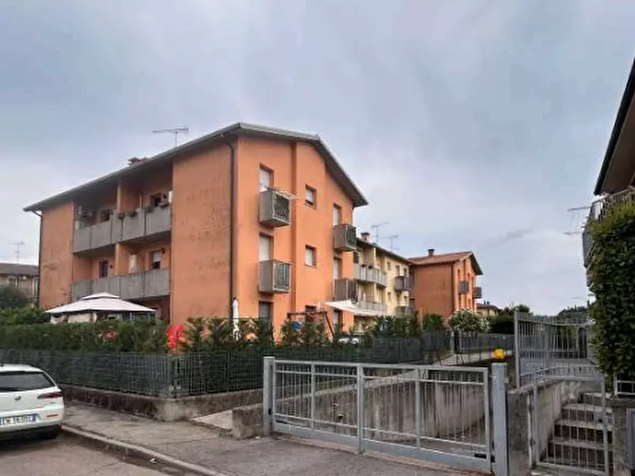 Immagine 1 di Appartamento in vendita  in Via Renato Zoppi  a Monteforte D'alpone