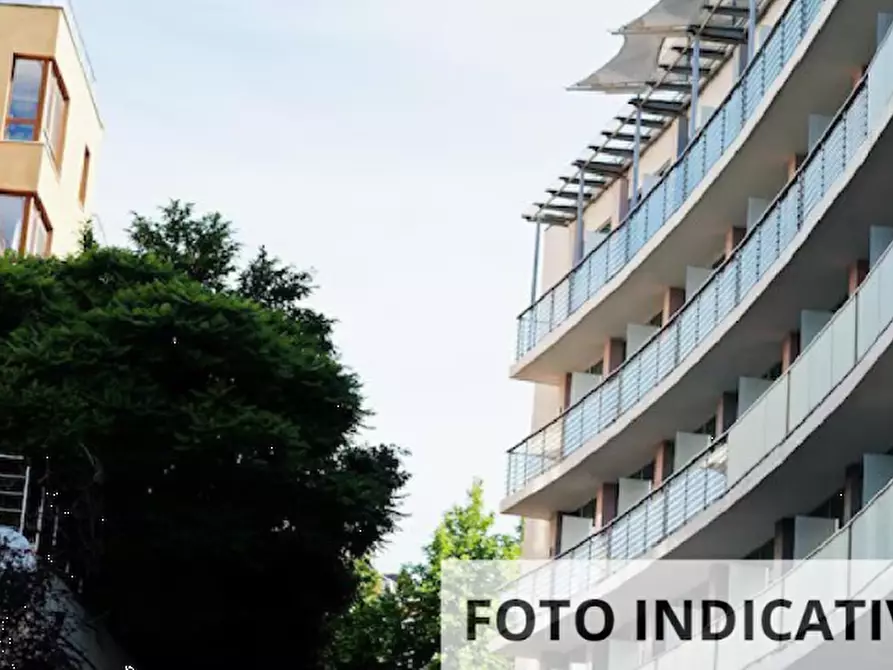 Immagine 18 di Appartamento in vendita  in Via Pusiano  a Seregno