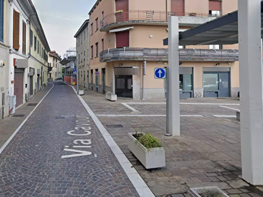 Immagine 11 di Appartamento in vendita  in  Via Camillo Benso Conte di Cavour a Cesano Maderno