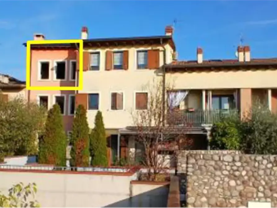 Immagine 1 di Appartamento in vendita  in Località Civel  a Bussolengo