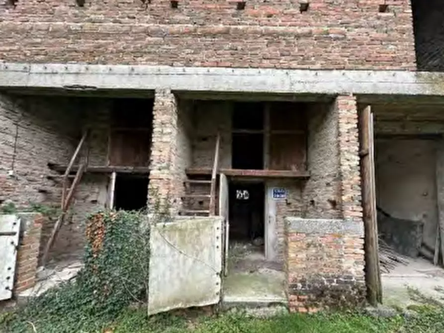 Immagine 7 di Rustico / casale in vendita  in Via Argine Secchia Sud a Quistello