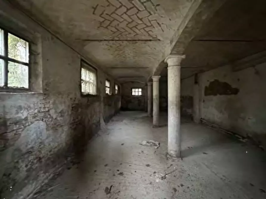 Immagine 26 di Rustico / casale in vendita  in Via Argine Secchia Sud a Quistello