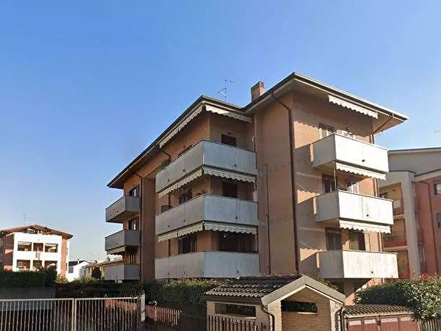 Immagine 8 di Appartamento in vendita  in Via Giuseppe Mercalli a Cesano Maderno