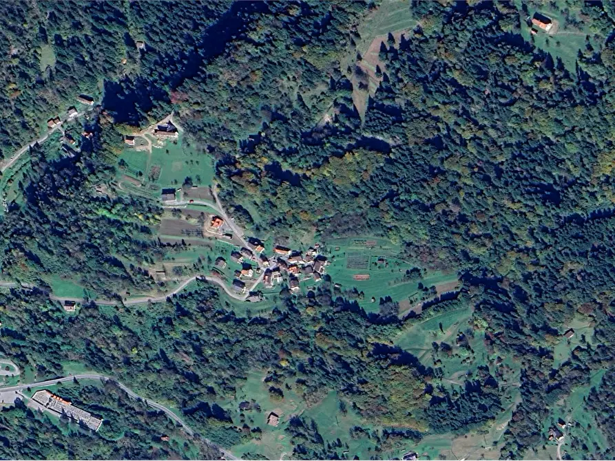 Immagine 3 di Magazzino in vendita  in Frazione Prico a Prato Carnico