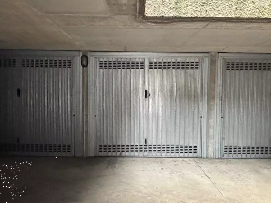 Immagine 7 di Appartamento in vendita  in Via Giuseppe Mercalli a Cesano Maderno