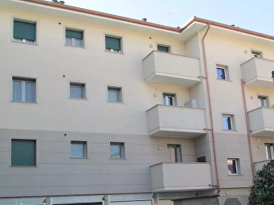 Immagine 12 di Appartamento in vendita  in Via Goito a Magenta