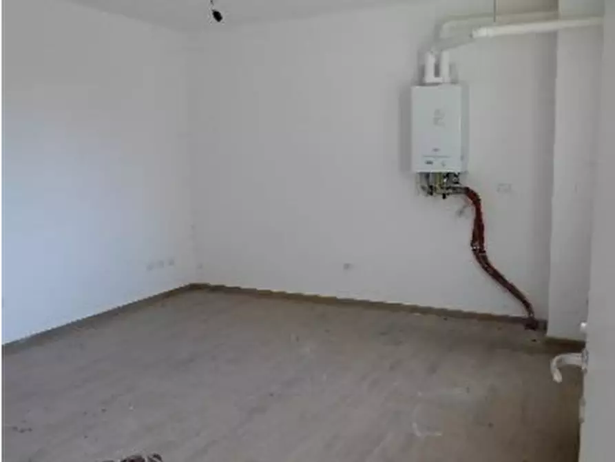 Immagine 19 di Appartamento in vendita  in Piazza Cesare Battisti a Moglia