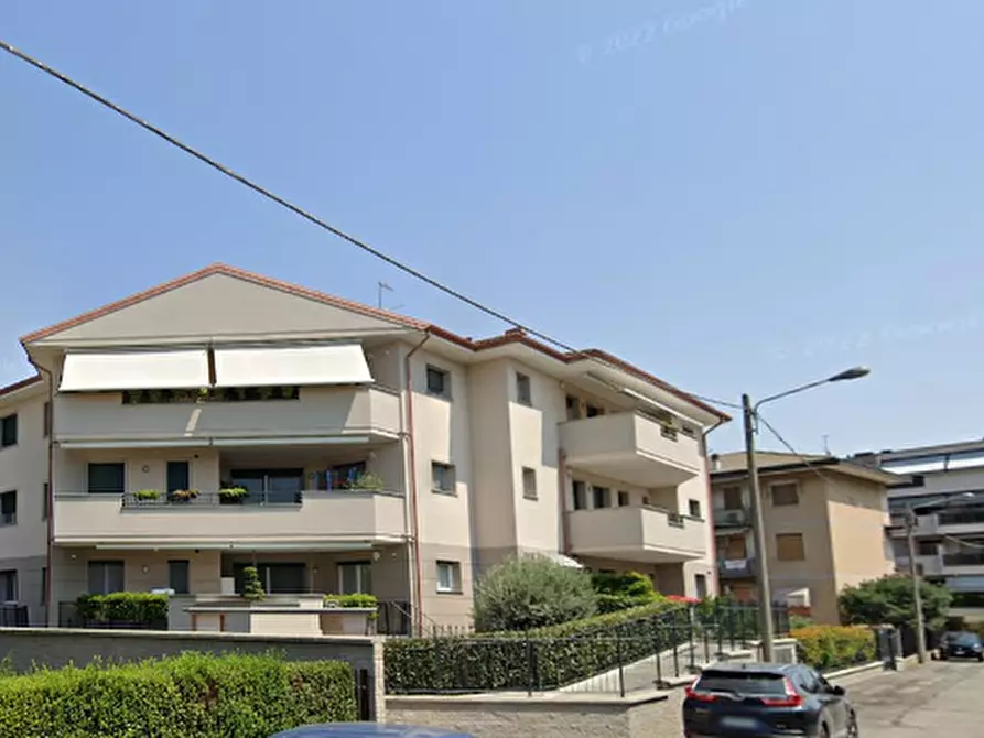 Immagine 1 di Appartamento in vendita  in Via Goito a Magenta