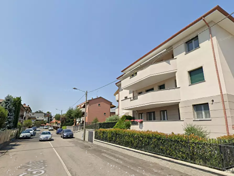 Immagine 19 di Appartamento in vendita  in Via Goito a Magenta