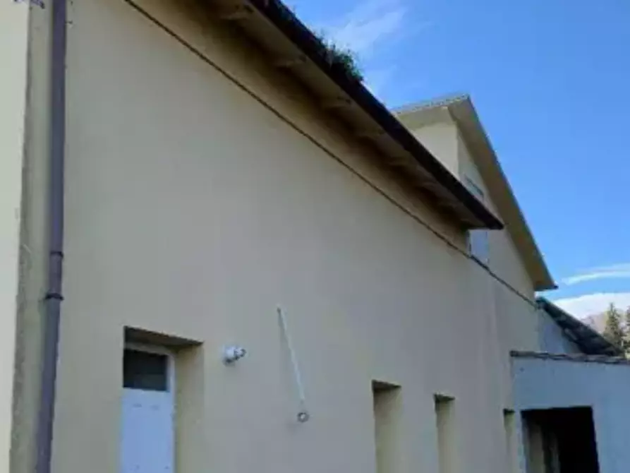 Immagine 1 di Laboratorio in vendita  in Via del Trocchio a Ortezzano