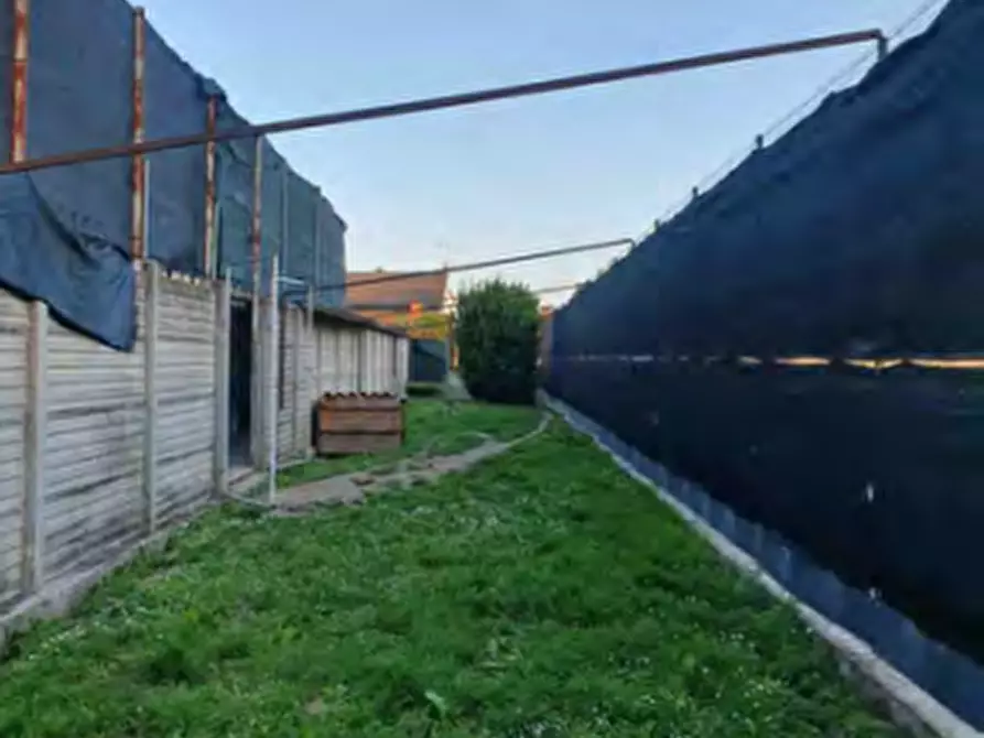 Immagine 10 di Villa in vendita  in via Giacomo Leopardi a Asola