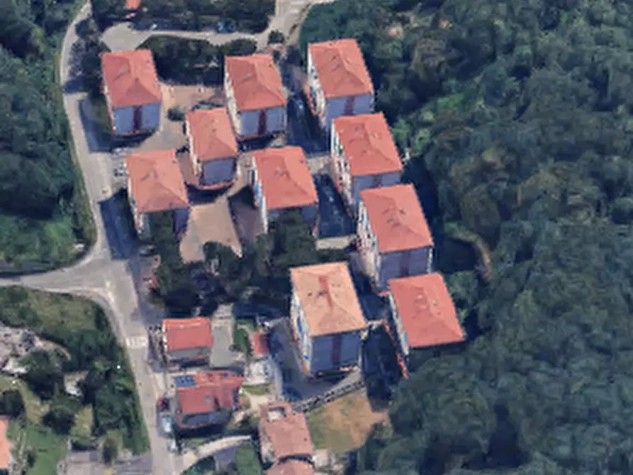 Immagine 12 di Appartamento in vendita  in Via Salita al Biulè a Cesano Maderno