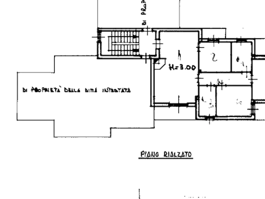 Immagine 3 di Appartamento in vendita  in Via Grandi  a Carate Brianza