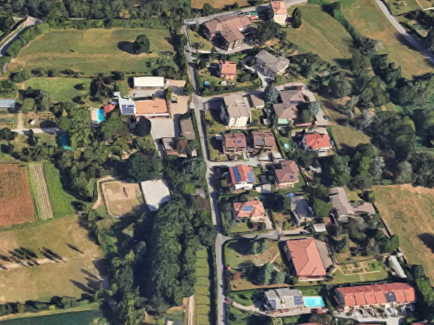 Immagine 9 di Appartamento in vendita  in Via Grandi  a Carate Brianza