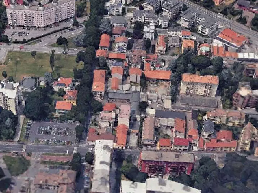 Immagine 11 di Garage in vendita  in Via Dante Alighieri a Brugherio