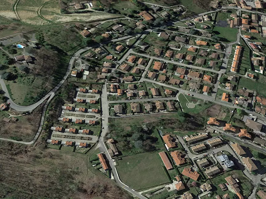 Immagine 4 di Garage in vendita  in Strada Gherzi a Canelli