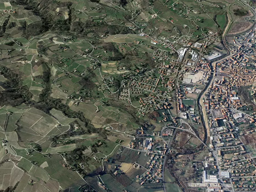 Immagine 8 di Garage in vendita  in Strada Gherzi a Canelli