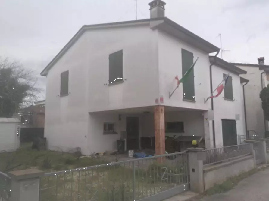 Immagine 2 di Casa indipendente in vendita  in Via Argine Lamone  a Bagnacavallo