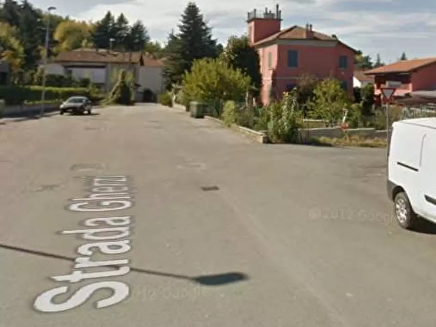 Immagine 4 di Garage in vendita  in Strada Gherzi a Canelli