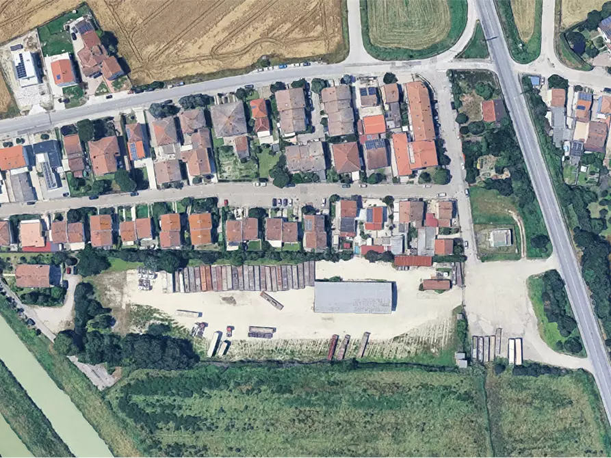 Immagine 21 di Casa bifamiliare in vendita  in Via Codarondine a Ravenna