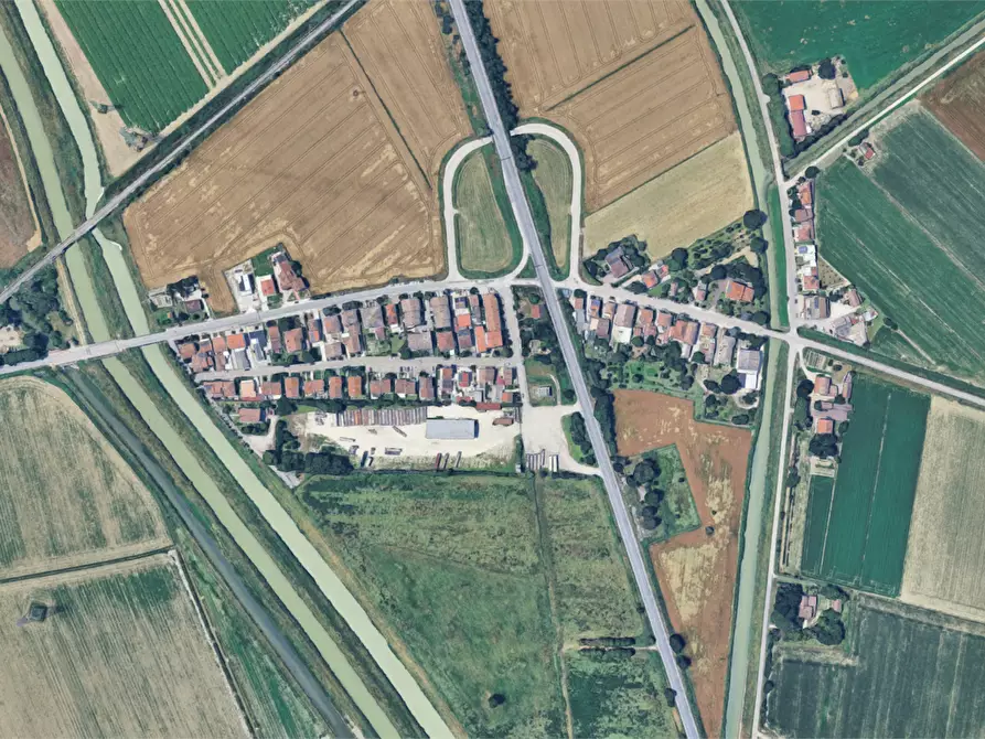 Immagine 22 di Casa bifamiliare in vendita  in Via Codarondine a Ravenna