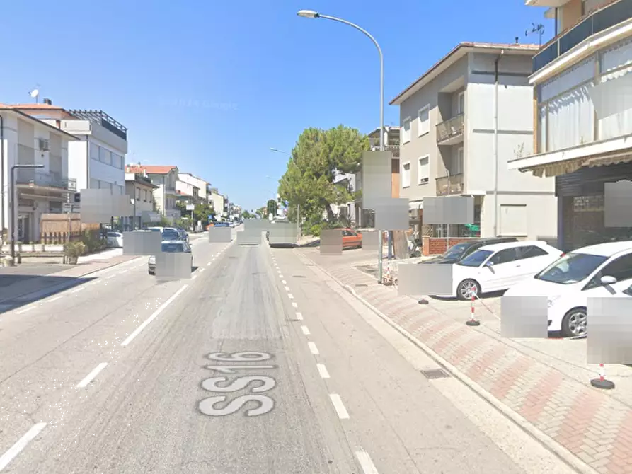 Immagine 7 di Negozio in vendita  in Via Camillo Benso Cavour a Porto Sant'elpidio