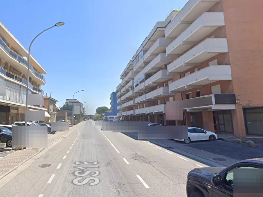 Immagine 11 di Negozio in vendita  in Via Camillo Benso Cavour a Porto Sant'elpidio