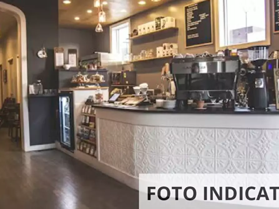 Immagine 4 di Negozio in vendita  in Via Camillo Benso Cavour a Porto Sant'elpidio