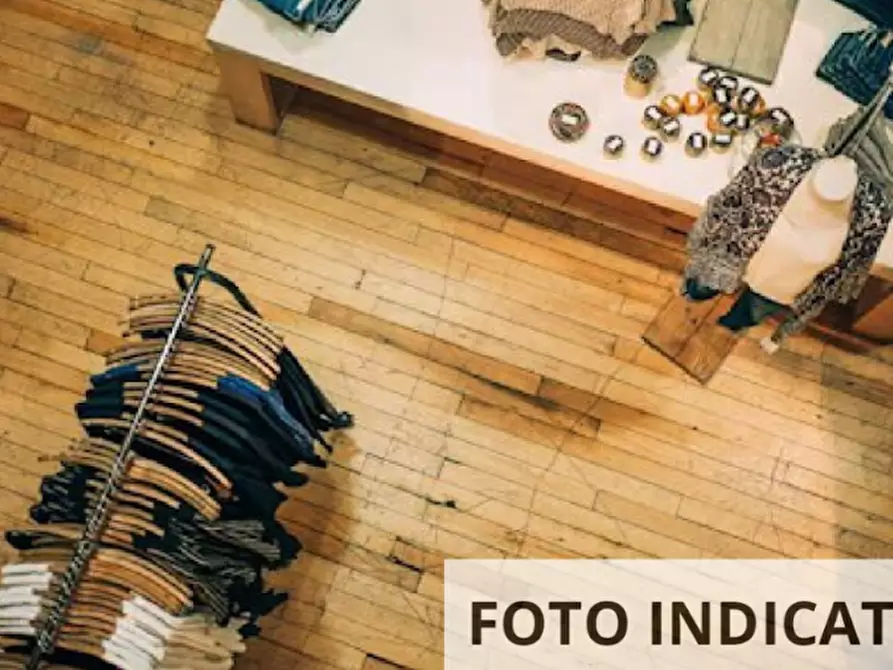 Immagine 6 di Negozio in vendita  in Via Camillo Benso Cavour a Porto Sant'elpidio