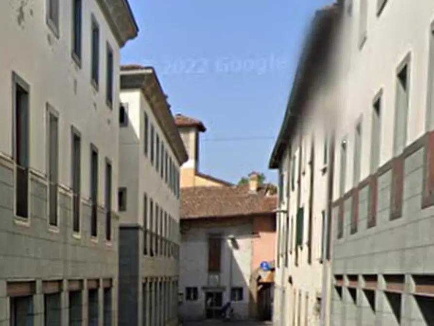 Immagine 3 di Negozio in vendita  in via Monsignore Guglielmo Carozzi a Seriate