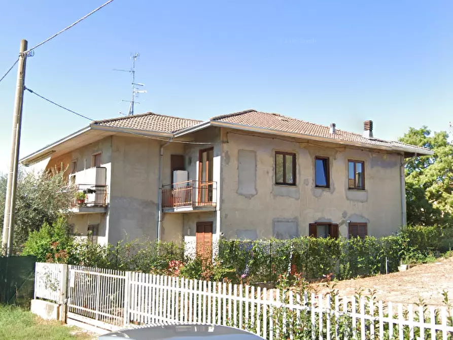 Immagine 4 di Appartamento in vendita  in Via Ugo Foscolo a Cassano Magnago