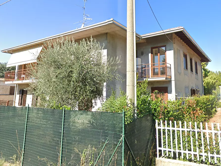 Immagine 5 di Appartamento in vendita  in Via Ugo Foscolo a Cassano Magnago