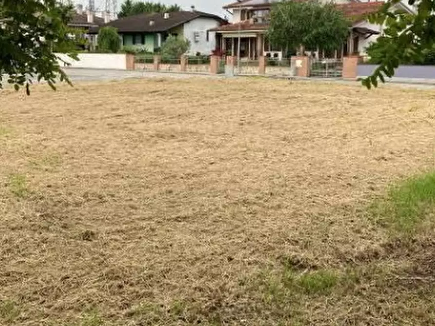 Immagine 15 di Terreno edificabile in vendita  in Via G. Ungaretti a Curtatone