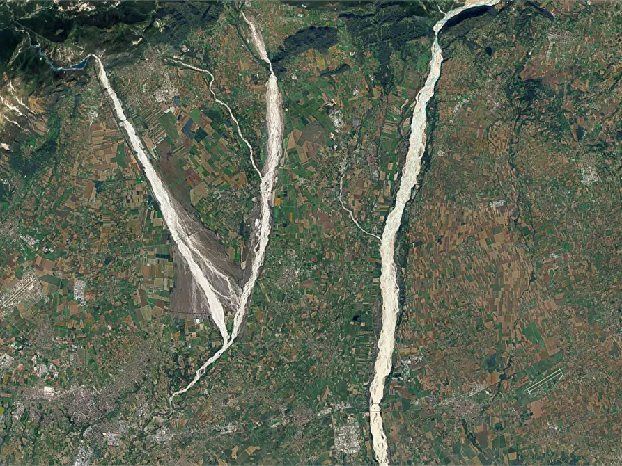 Immagine 5 di Terreno agricolo in vendita  in Località Aurava a San Giorgio Della Richinvelda