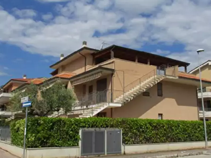 Immagine 2 di Appartamento in vendita  in Via Abruzzo a Porto San Giorgio