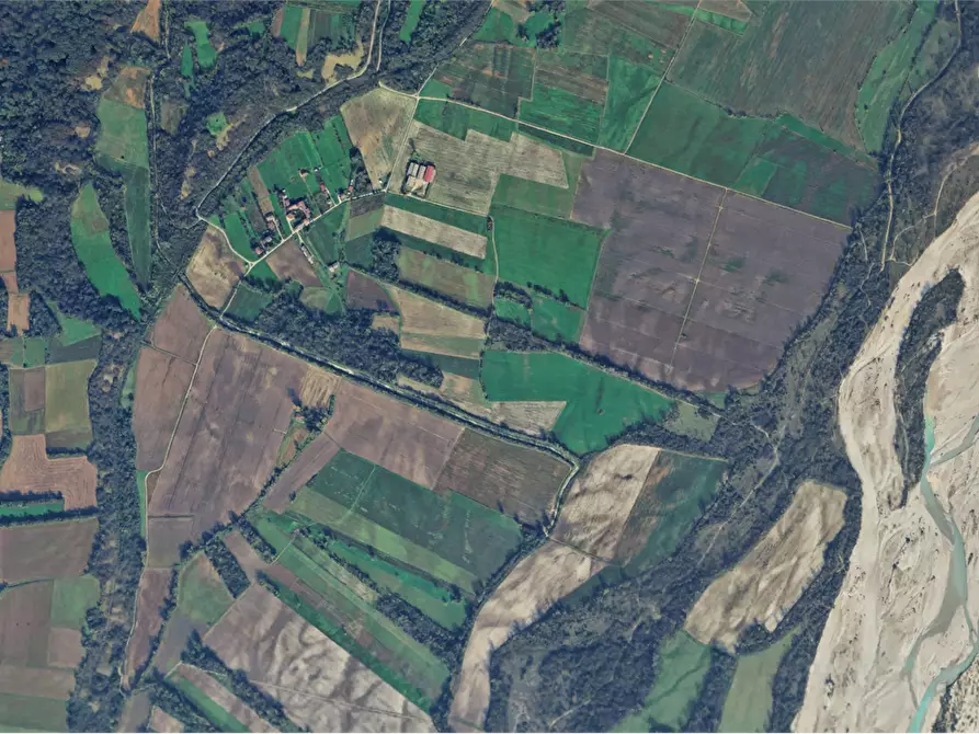 Immagine 2 di Terreno agricolo in vendita  in Località Borgo Mizzari a Spilimbergo