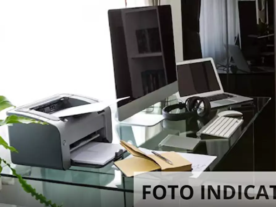 Immagine 12 di Ufficio in vendita  in Via Camillo Benso Cavour a Porto Sant'elpidio