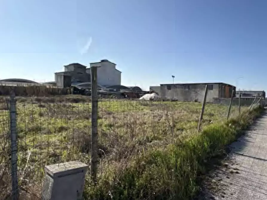 Immagine 7 di Terreno edificabile in vendita  in Via dell'Artigianato a Tresignana