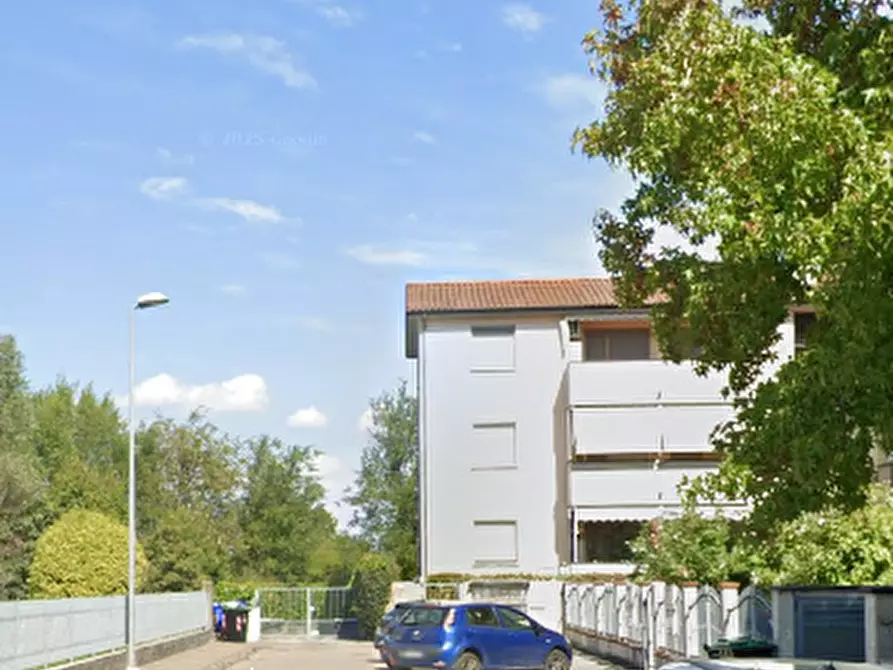 Immagine 12 di Appartamento in vendita  in Via Napoli a Colorno