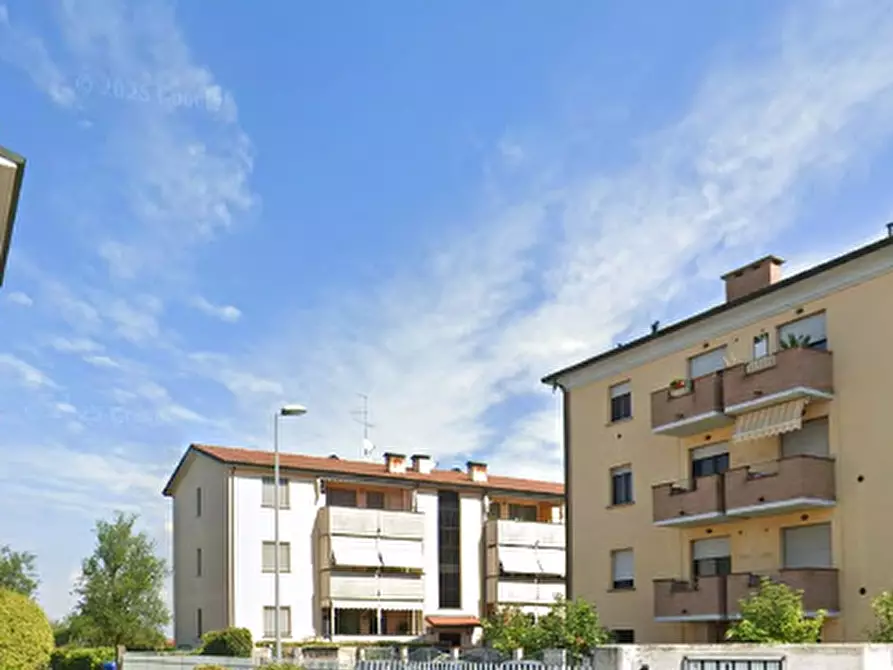 Immagine 14 di Appartamento in vendita  in Via Napoli a Colorno