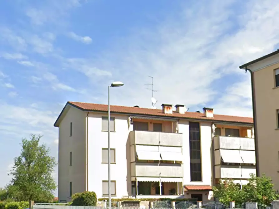 Immagine 16 di Appartamento in vendita  in Via Napoli a Colorno