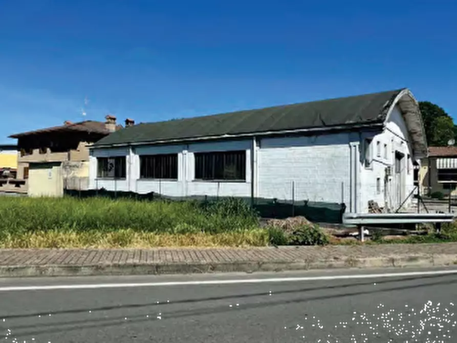 Immagine 2 di Capannone industriale in vendita  in Via Monte Rosa a Torrevecchia Pia
