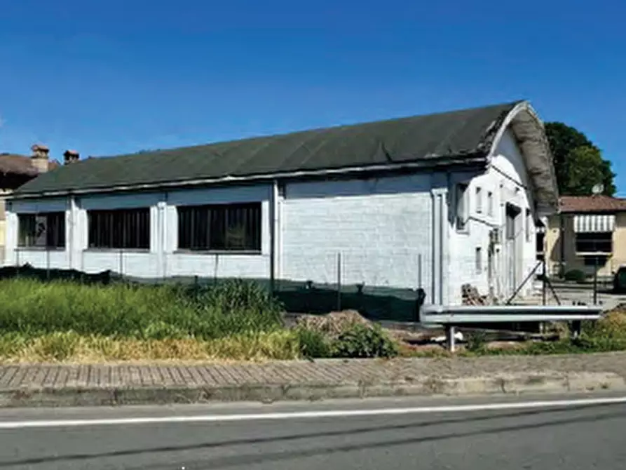 Immagine 4 di Capannone industriale in vendita  in Via Monte Rosa a Torrevecchia Pia