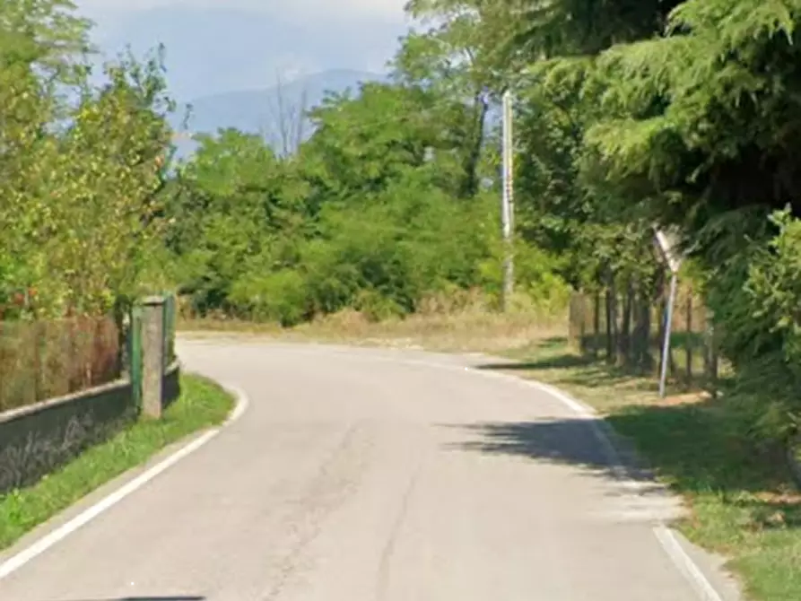 Immagine 15 di Porzione di casa in vendita  in Località San Leonardo a Montereale Valcellina