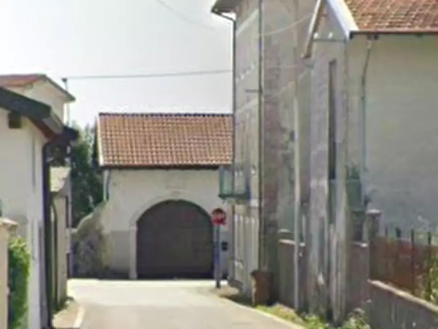 Immagine 16 di Porzione di casa in vendita  in Località San Leonardo a Montereale Valcellina