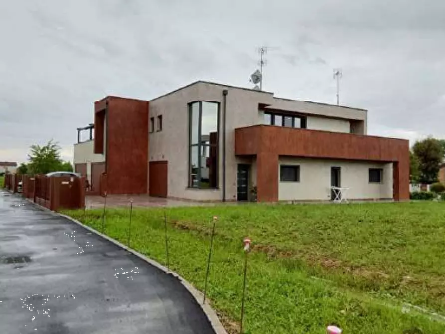 Immagine 1 di Porzione di casa in vendita  in Via Luigi Biancon a Trebaseleghe