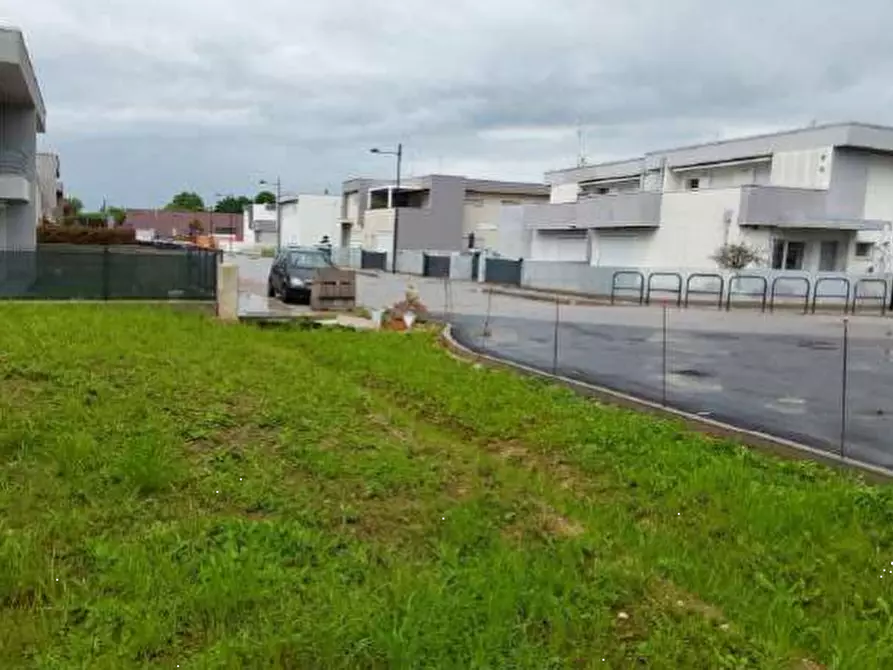 Immagine 7 di Porzione di casa in vendita  in Via Luigi Biancon a Trebaseleghe